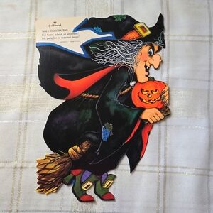 VNTG 1980s Hallmark Halloween Witch Die Cut Decor